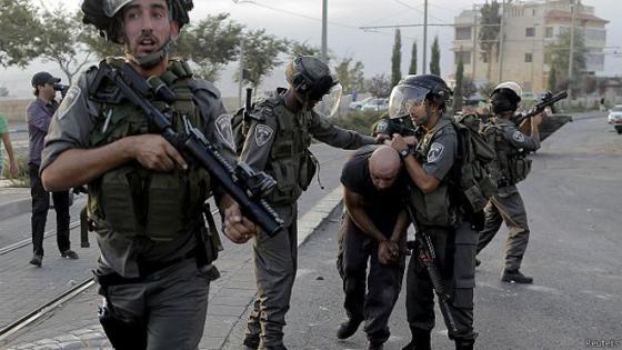إسرائيل تدعو مواطنيها إلى شراء وحمل السلاح لمواجهة الفلسطينيين