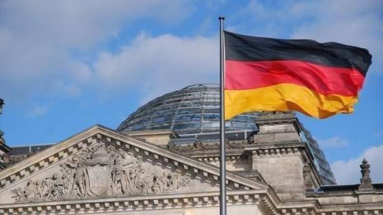ألمانيا تدعو إلى عدم استخدام الروبل في شراء الغاز