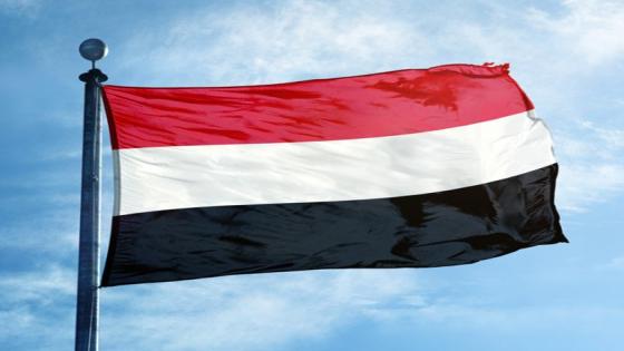 معاركة شديدة في شبوة للقضاء على الحوثيين.. وخارجية اليمن تستنكر حرق القرآن