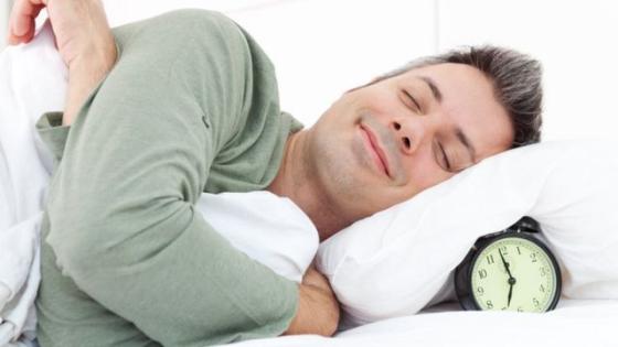 تعرف على مدة النوم المثالية لصحة جيدة